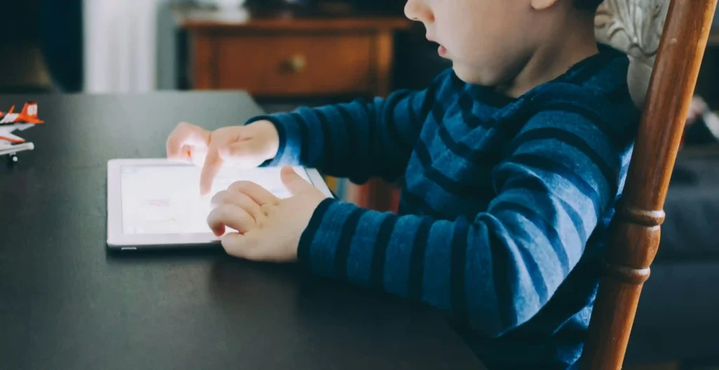 kid on his phone