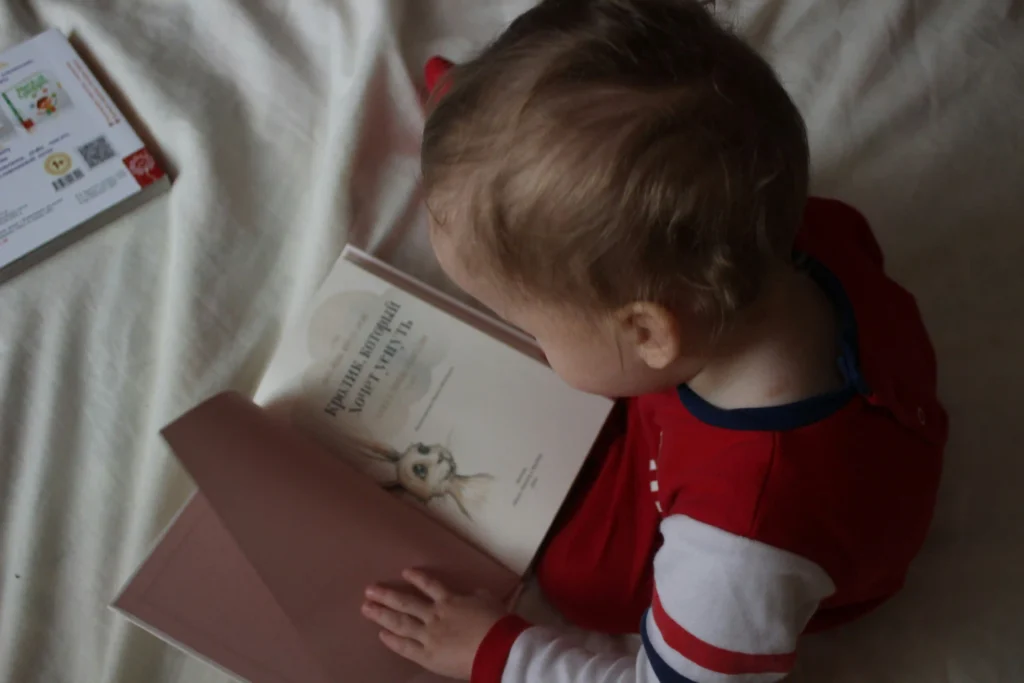 kid reading